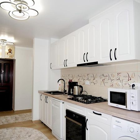 Apartament David Câmpulung Moldovenesc エクステリア 写真