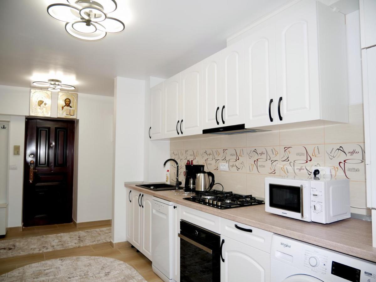 Apartament David Câmpulung Moldovenesc エクステリア 写真