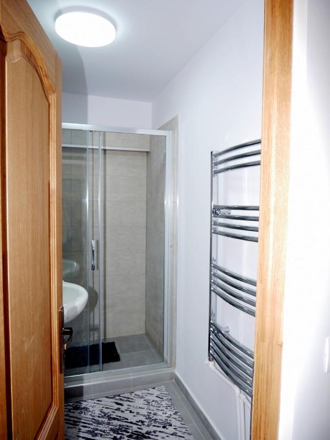 Apartament David Câmpulung Moldovenesc エクステリア 写真